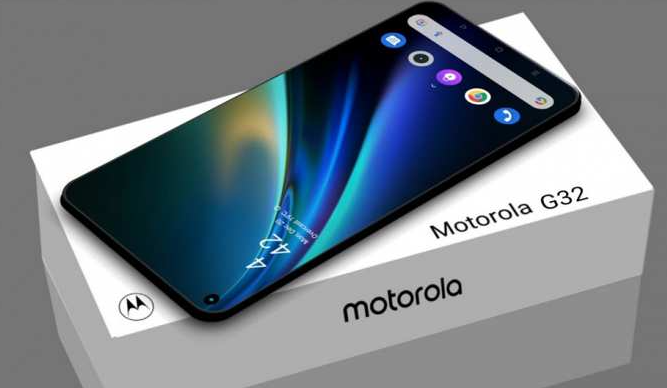 धमाल मचा रहा है Motorola का सस्ता Smartphone, डिजाइन देख फैंस बोले ये तो iPhone जैसा है