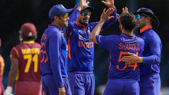 Team India: टीम इंडिया से 3 मैचों में हुई इस खिलाड़ी की छुट्टी, करियर खतरे में