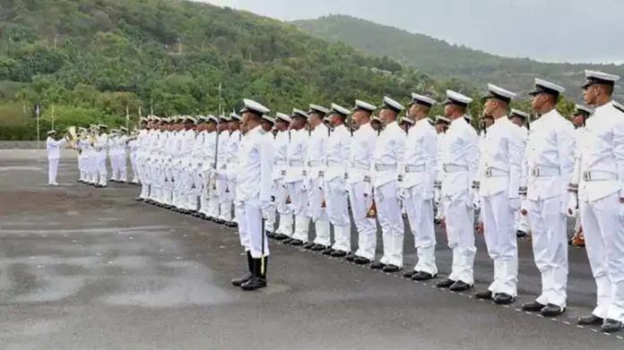 Big News! Indian Navy Recruitment 2022: इंडियन नेवी में इन पदों पर निकली बंपर भर्ती, यहां करें आवेदन