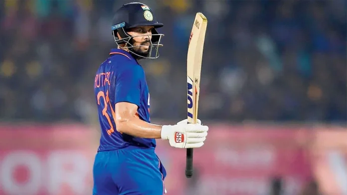 Big Latest News! Team India: टीम इंडिया के इस खिलाड़ी ने 1 ओवर में जड़े 7 छक्के, दुनिया में ऐसा करने वाले बने पहले बल्लेबाज