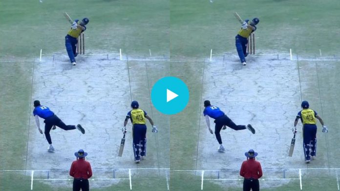 Arjun Tendulkar hit fours and sixes while standing, watch video