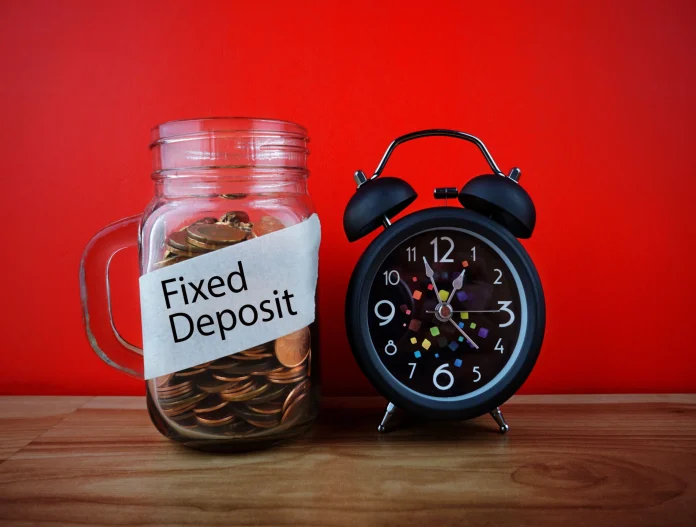 Fixed Deposits में भी 100% सुरक्षित नहीं है आपका पैसा, निवेशकों को पता होना चाहिए ये पांच रिस्क फैक्टर