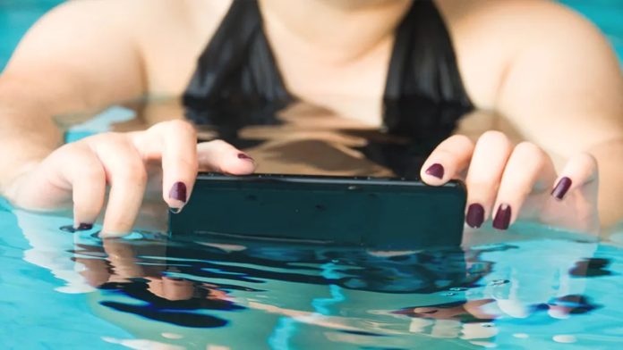 Waterproof phone