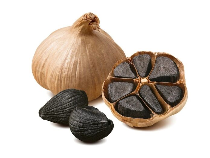 Black Garlic: काले लहसुन के कई फायदे.. रोज़ खाने से आपके शरीर में होंगे ये 5 बदलाव!